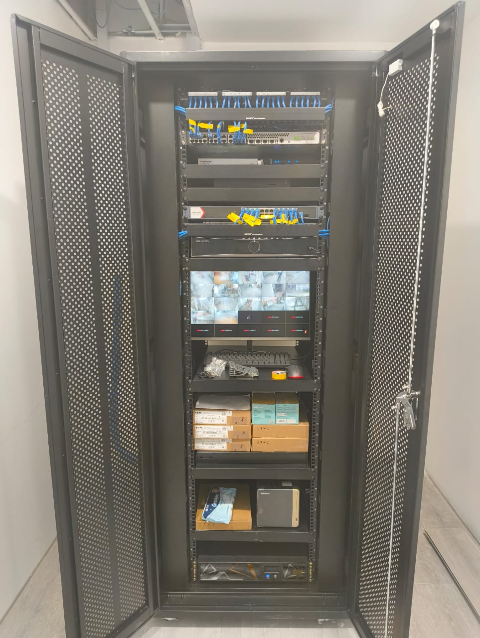 Full IT infrastructure and structured cabling build for a Japanese investment bank in Labuan